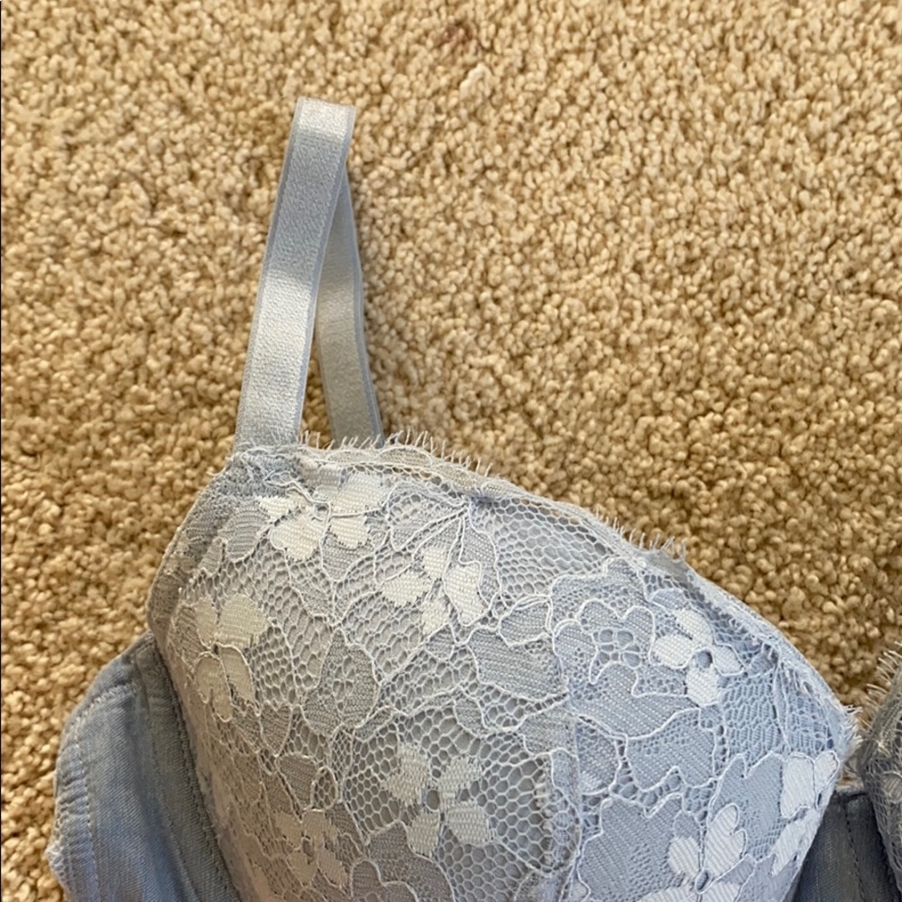 Bra - Picture 2 of 3